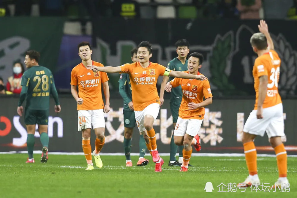 绿城主场大胜鲁能，豪取三分的简单介绍